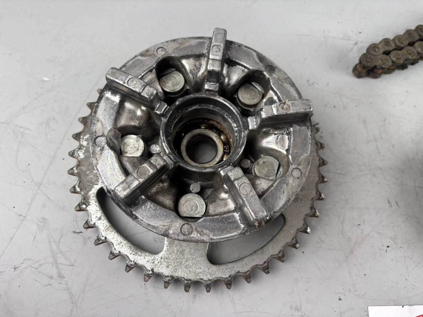 Suzuki RF 600 R GN76A Kettensatz Chain Kettenkit Kettenradträger Antrieb