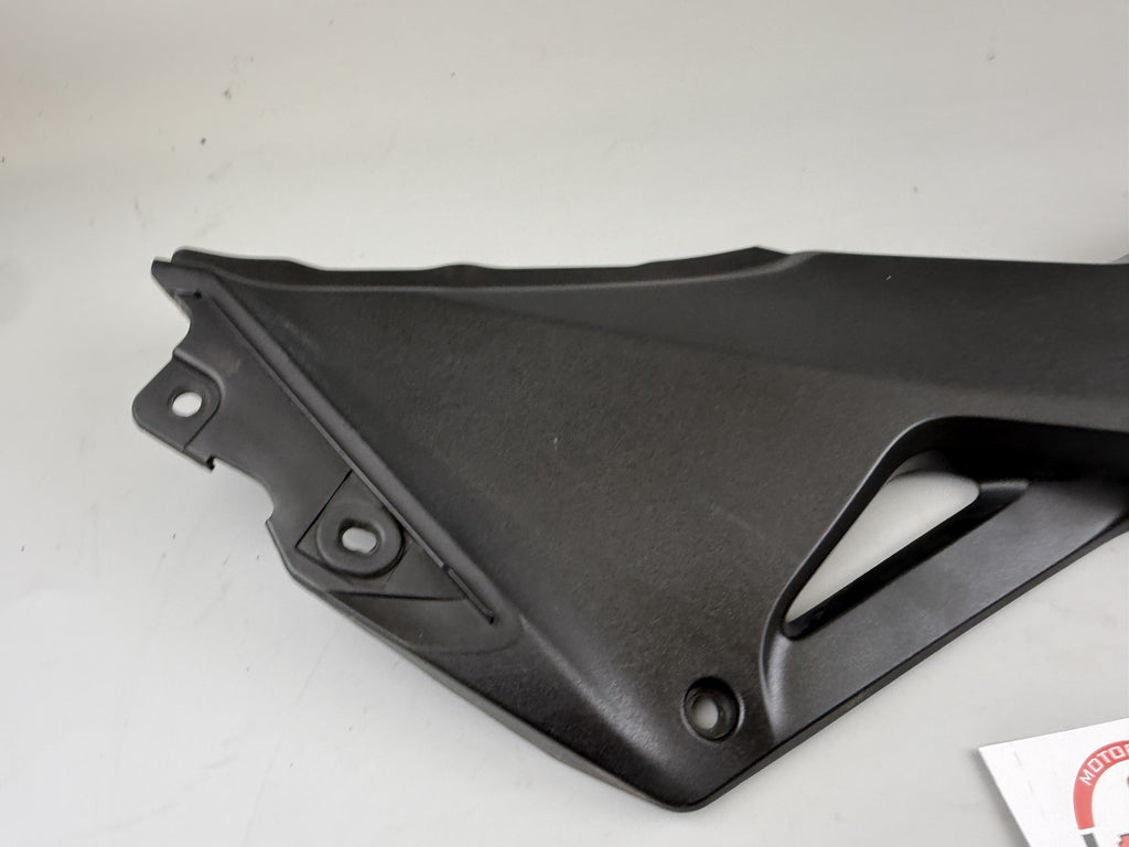 Honda CBR125 JC50 Seitenverkleidung Sidecover Side Abdeckung Deckel rechts right