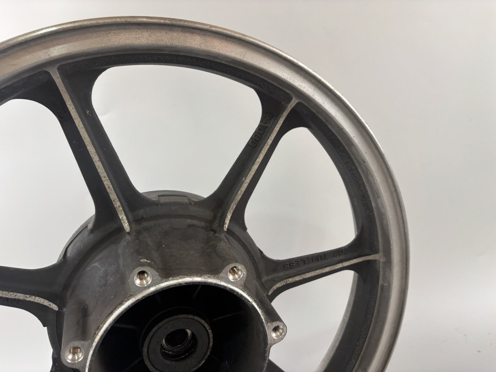 Kawasaki Z 750 GT KZ750P Hinterradfelge Felge Rim Rad hinten back Reifen