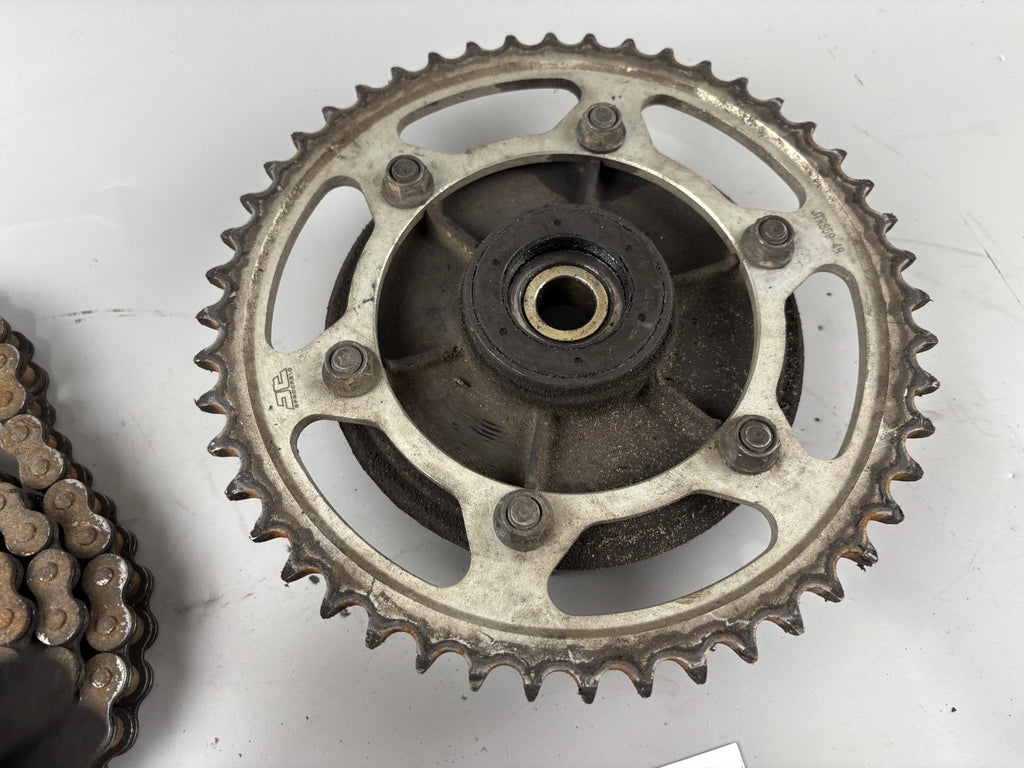 Yamaha FZS600 Fazer RJ02 Kettenkit Kettensatz Chain Kettenrad Ritzel