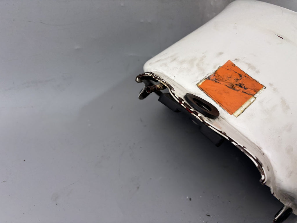 Honda VF 750 F RC15 Tank Treibstoff Kraftstoff Fuel Gas Gasoline Benzintank