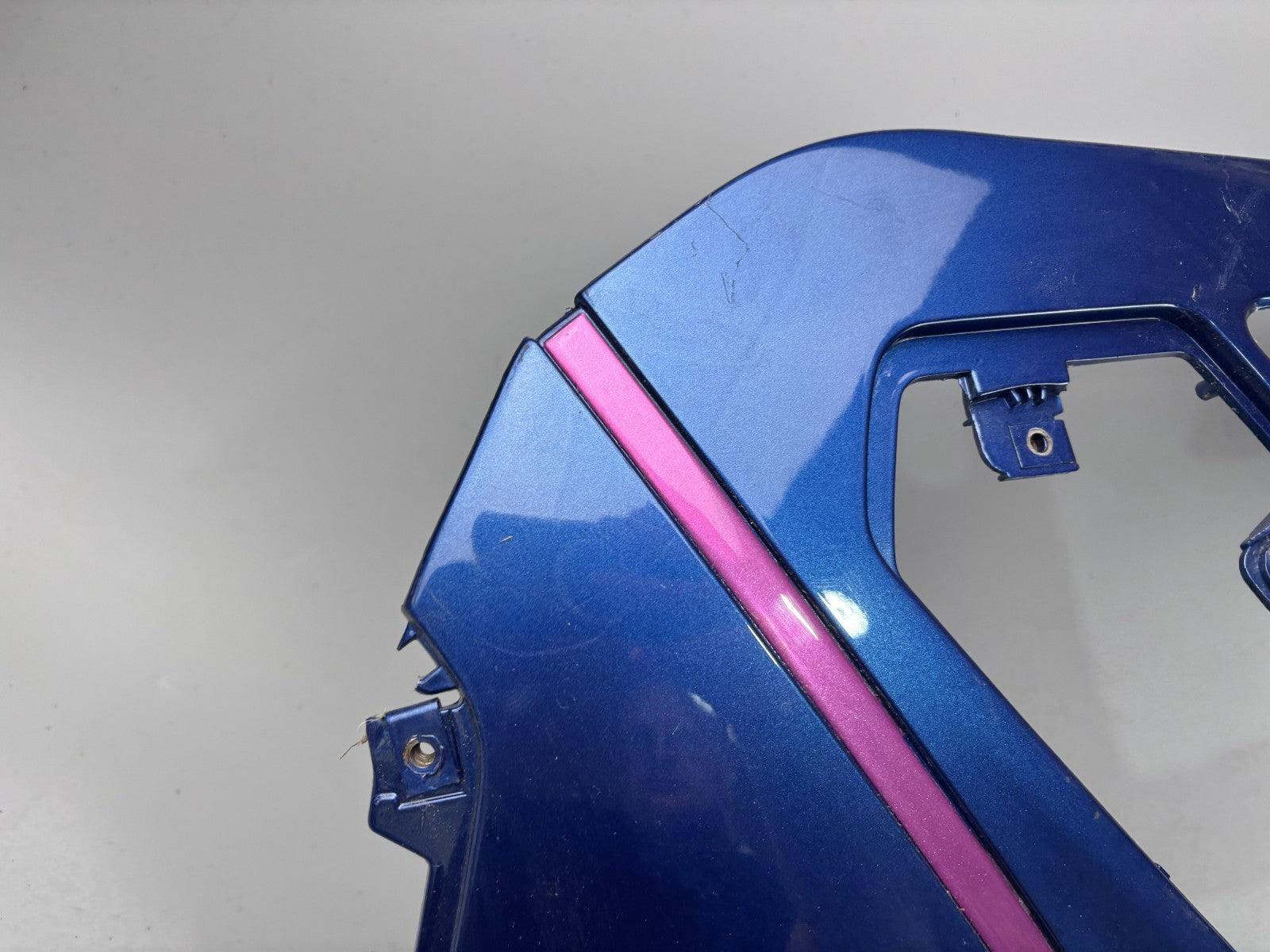 Suzuki RF 600 R GN76A Seitenverkleidung Sidecover Seitenteil front vorn rechts