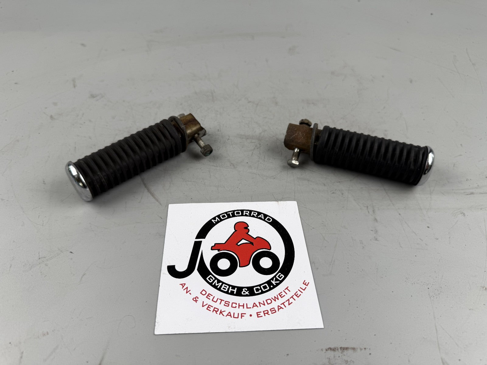 Honda VT600C Shadow Fußrasten Foot steps Hangers back hinten