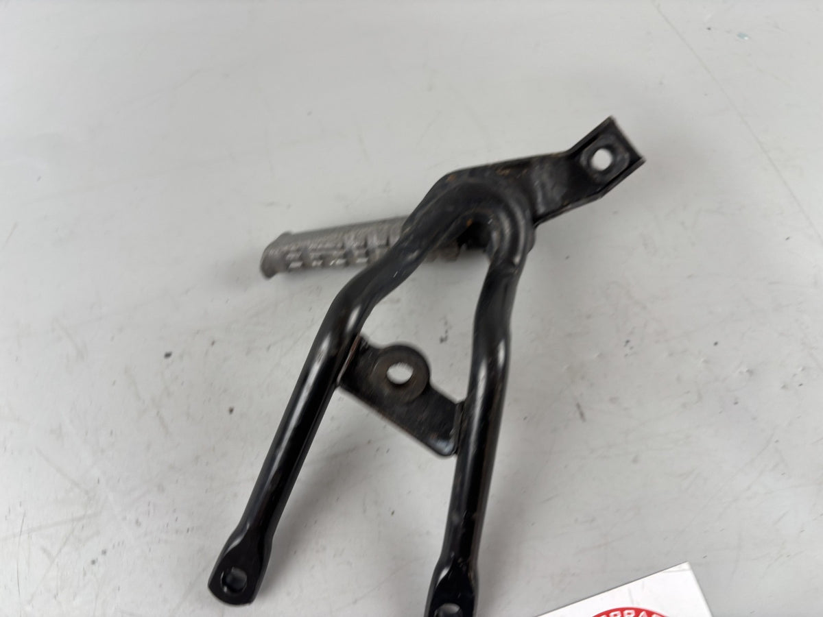 Yamaha SZR 660 Belgarda 4SU Soziusfußraste hinten back links left Beifahrer