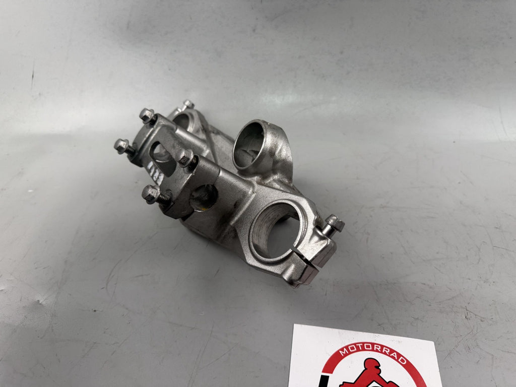 Kawasaki ER 6 N ER650A Gabelbrücke Bridge Halterung Holder Lenker Handlebar