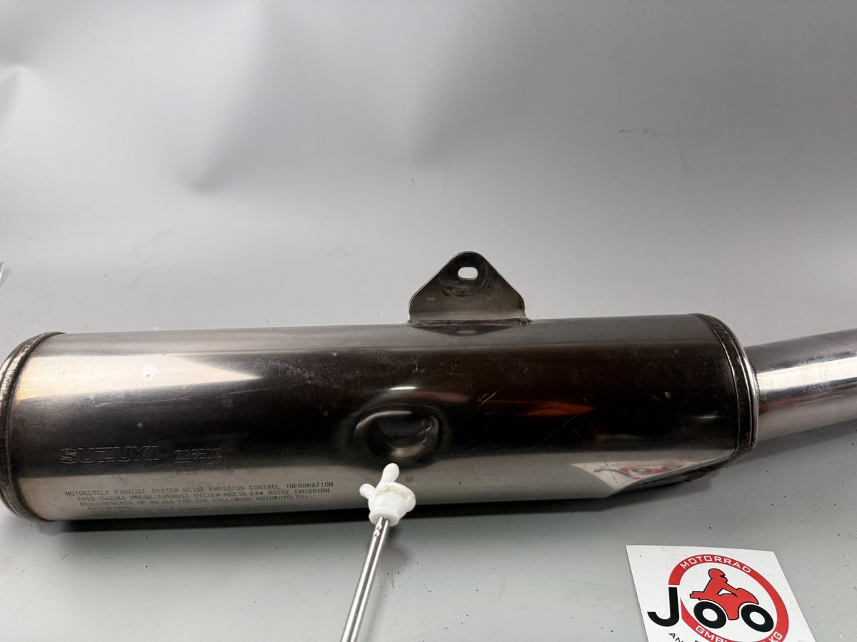 Suzuki GSF600 GN77B Bandit Exhaust Auspuff Engine Auslass Endtopf Schalldämpfer