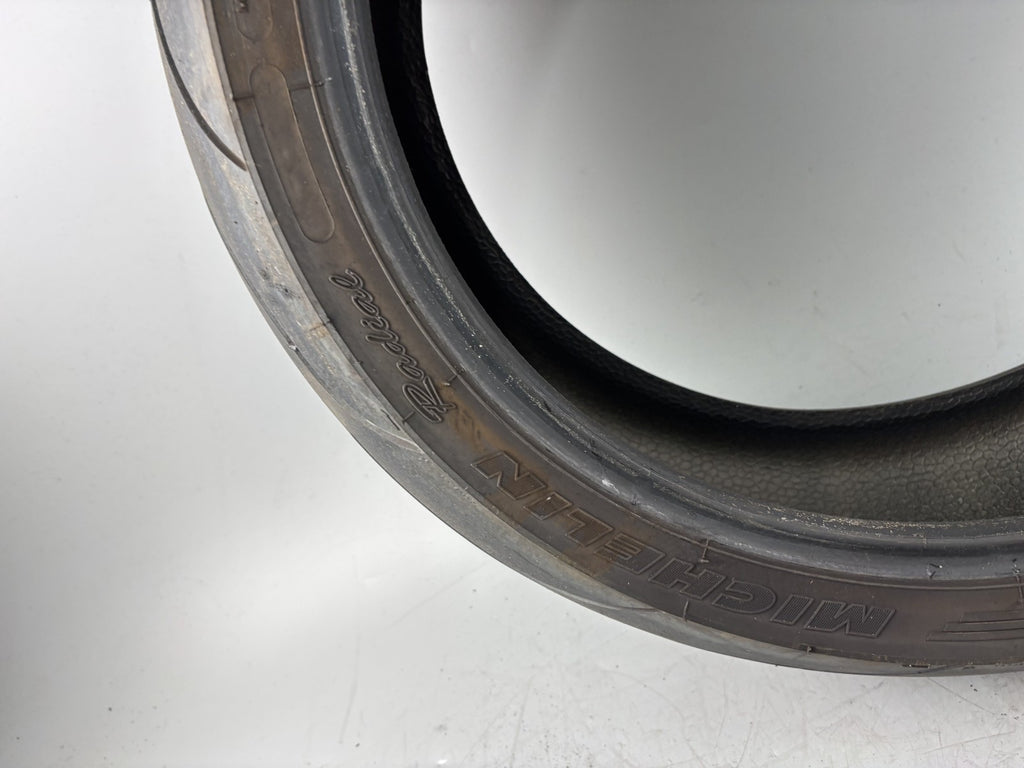 Motorrad Reifen Wheel 180/55 ZR17 Michelin Pilot 18/2020 DOT 4,4mm