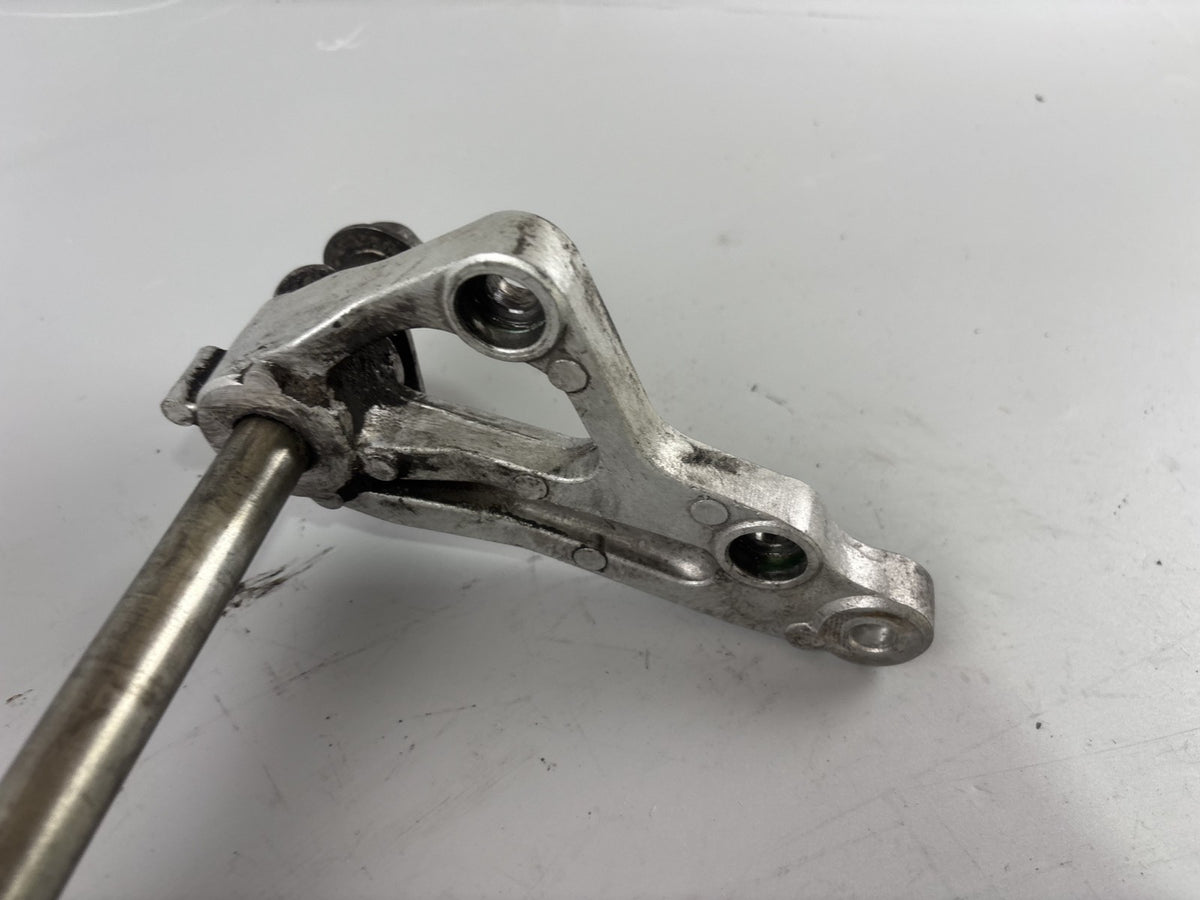 Kawasaki ZZR600D ZX600D Achse Hinterradachse Antrieb Aufhängung
