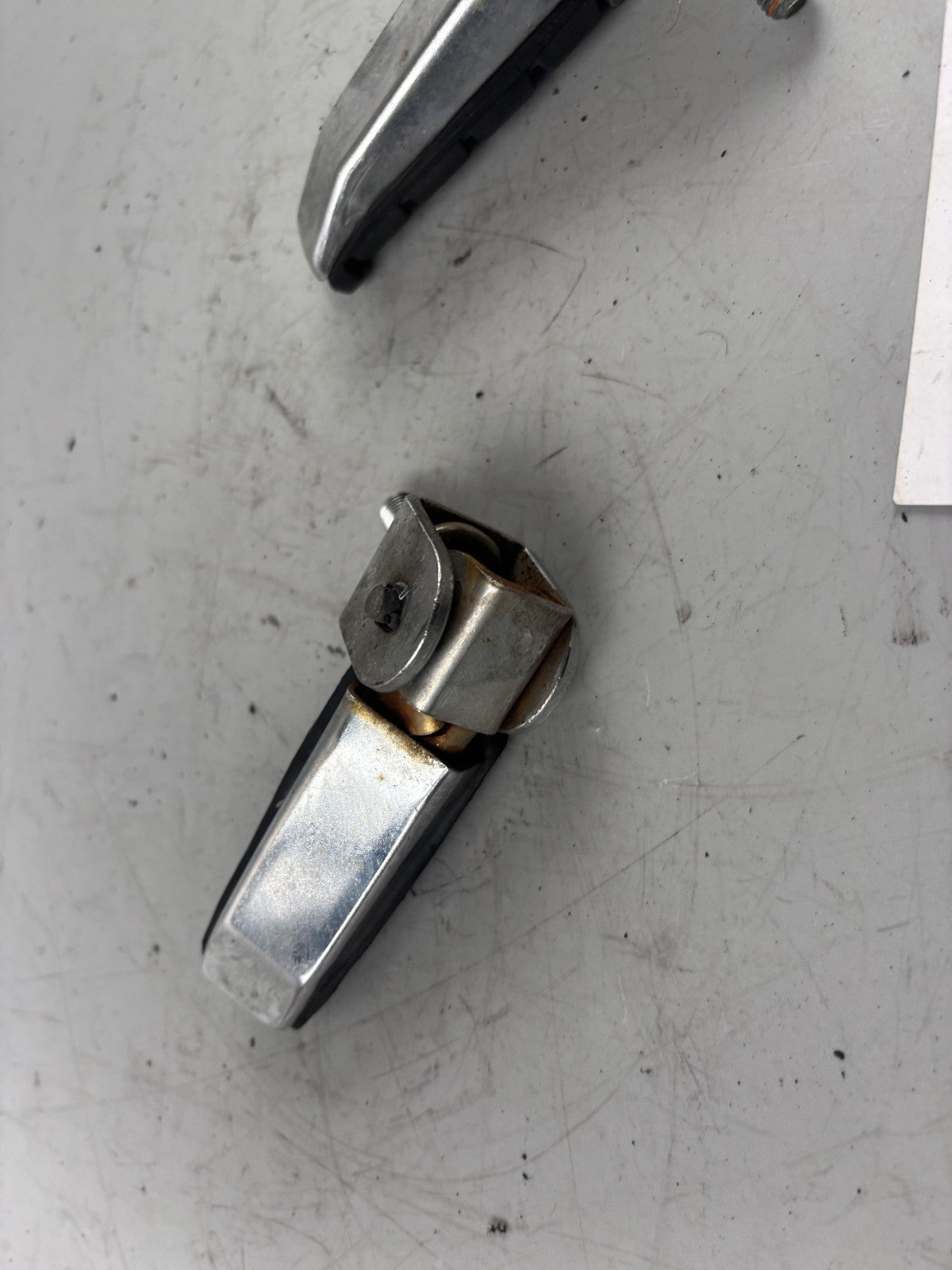 Yamaha FJ1200 3CW 3YA Soziusfußrasten Foot Hangers Step links rechts hinten back