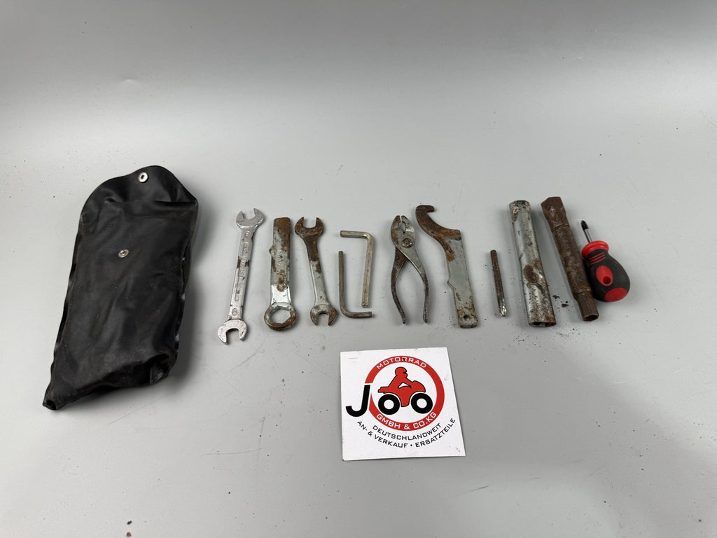 Yamaha XJ900 Diversion 4KM Bordwerkzeug Tools