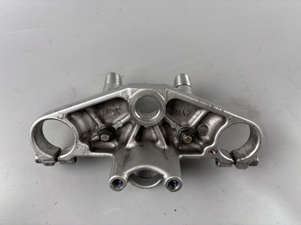 Yamaha FZS600 Fazer RJ02 Gabelbrücke Bridge Holder front vorne oben