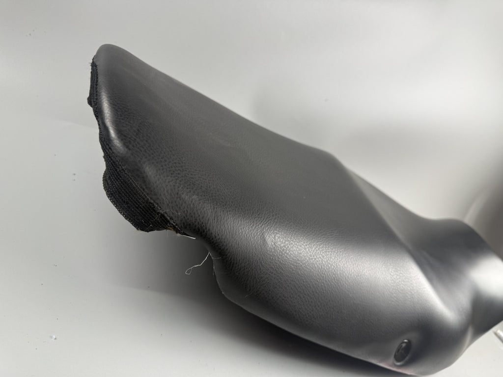 Triumph Sprint 955i ST T695 Sitzbank Seat Sitz Sitzkissen Sitzpolster
