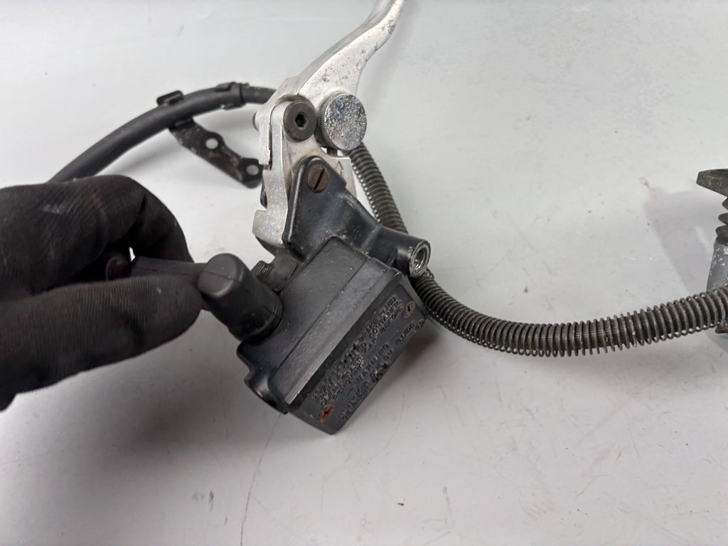 Kawasaki ER 5 EX500A Bremsanlage Bremse Brake Sattel Pumpe vorne front