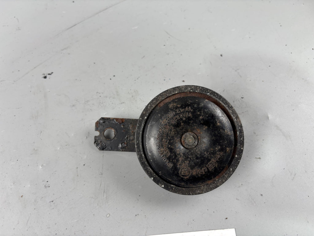 Suzuki GSF600 GN77B Hupe Horn Signal