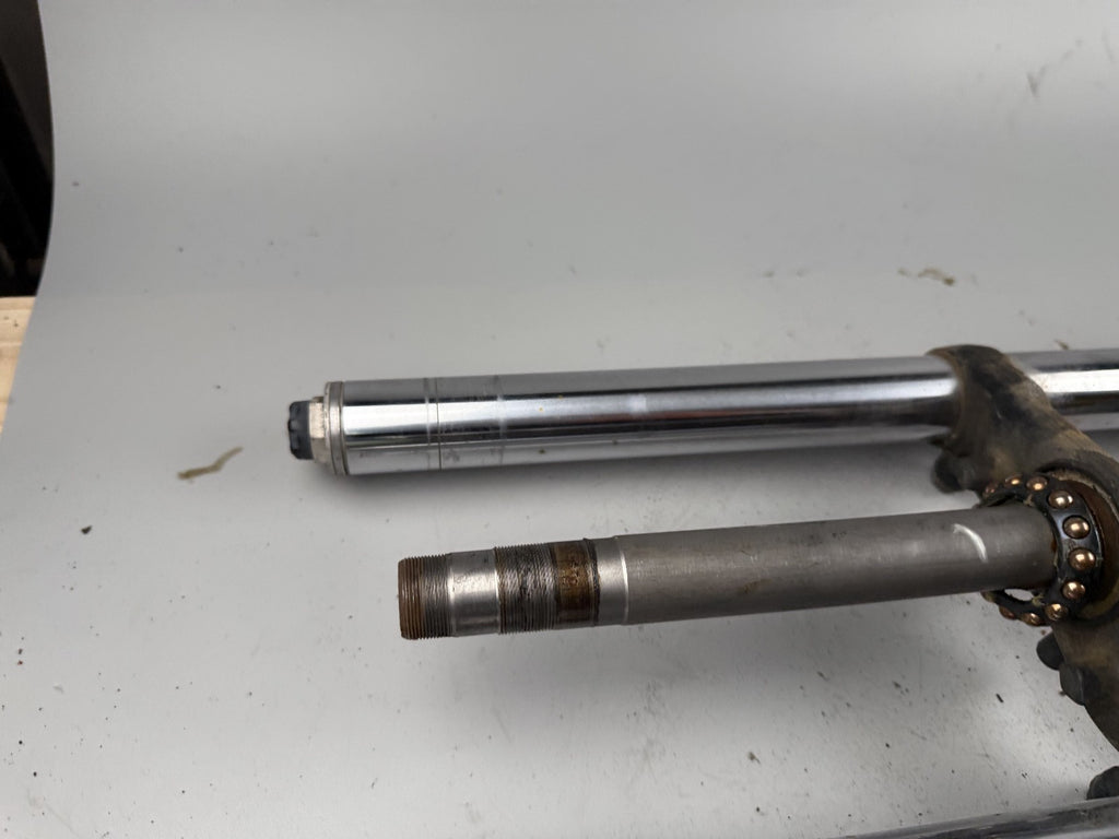 Honda CBR 600 F PC19 Gabel Tauchrohr Standrohr Federung vorne front