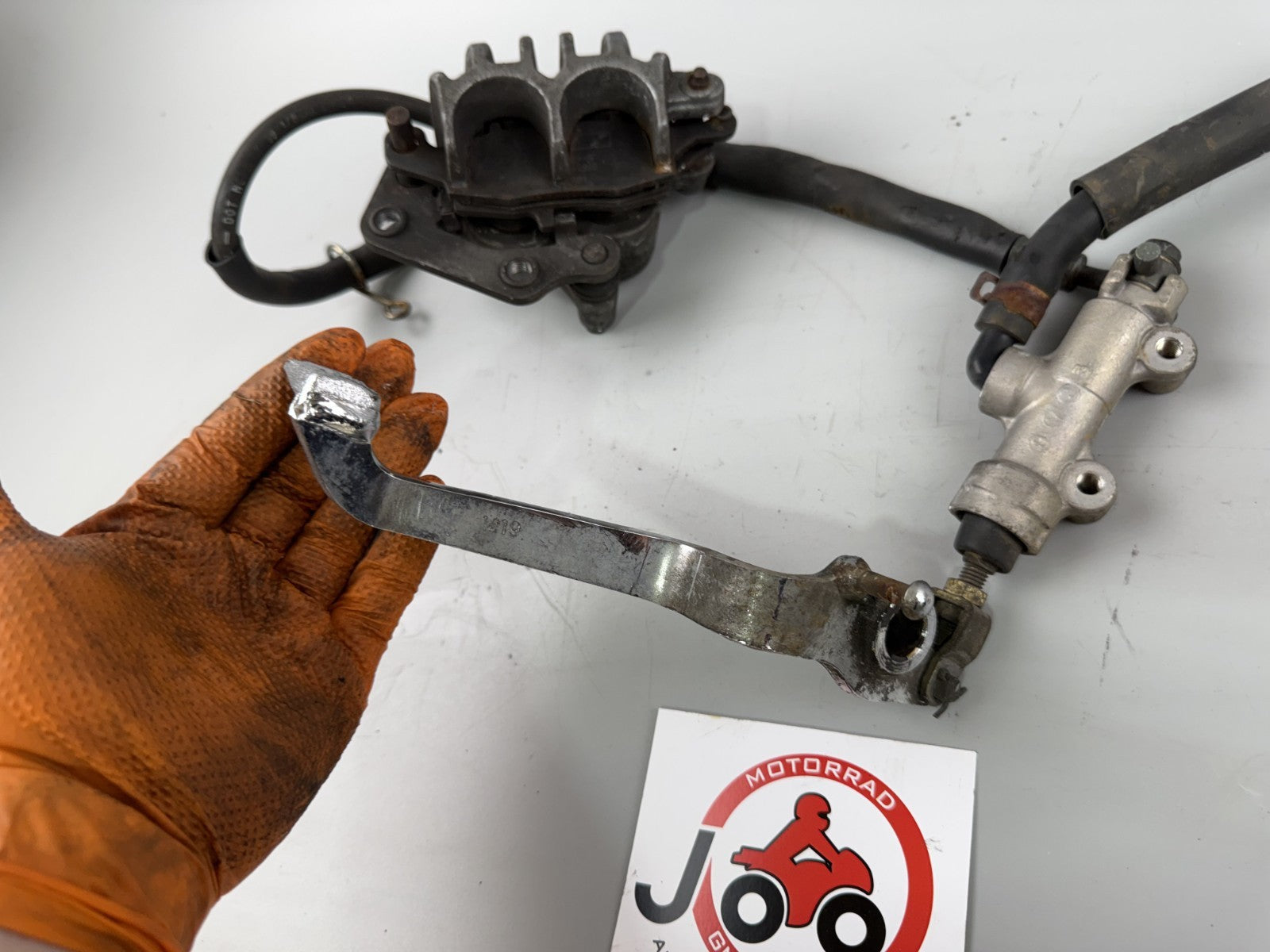 Kawasaki ZR-7 ZR750F Bremsanlage Brake Bremse Sattel Pumpe hinten back
