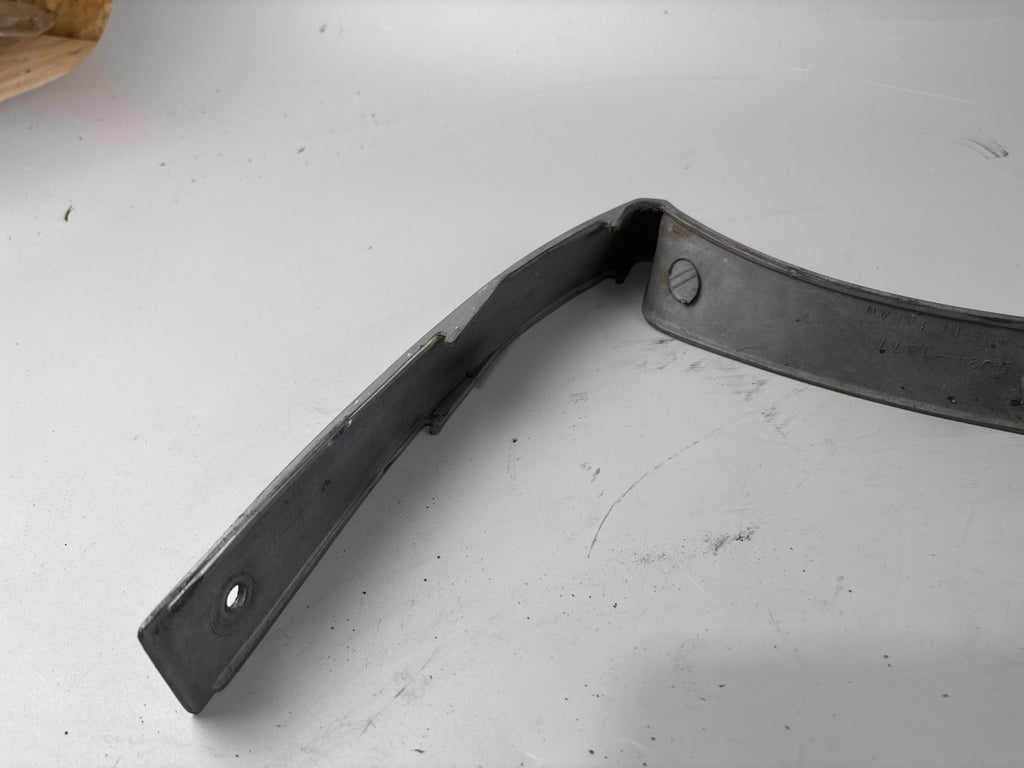 Kawasaki ZZR600D ZX600D Bugspoilerhalter Abdeckung Verkleidung vorne Cover