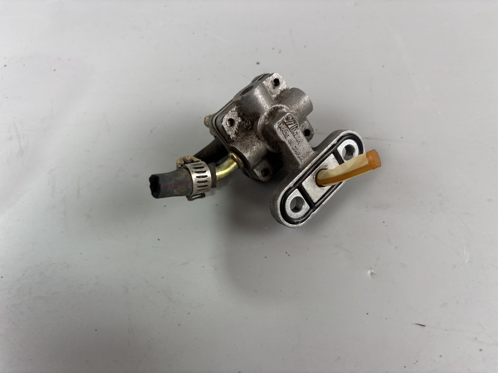 Suzuki SV650 S AV Tank Benzinhahn Ventil Kraftstoffhahn Fuel Gas