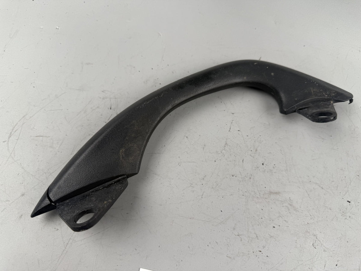 Kawasaki ER 6 N ER650A Soziusgriff Beifahrergriff Spoiler hinten back links left
