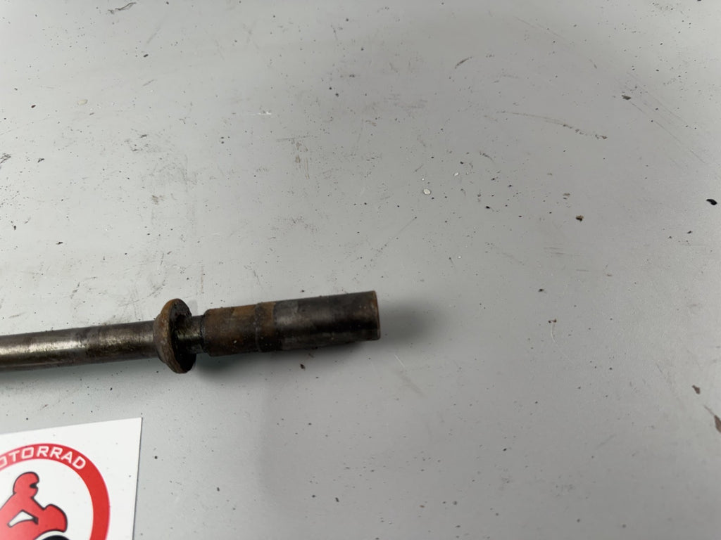 Honda CX500 Güllepumpe Achse Hinterradachse Holder Schwinge