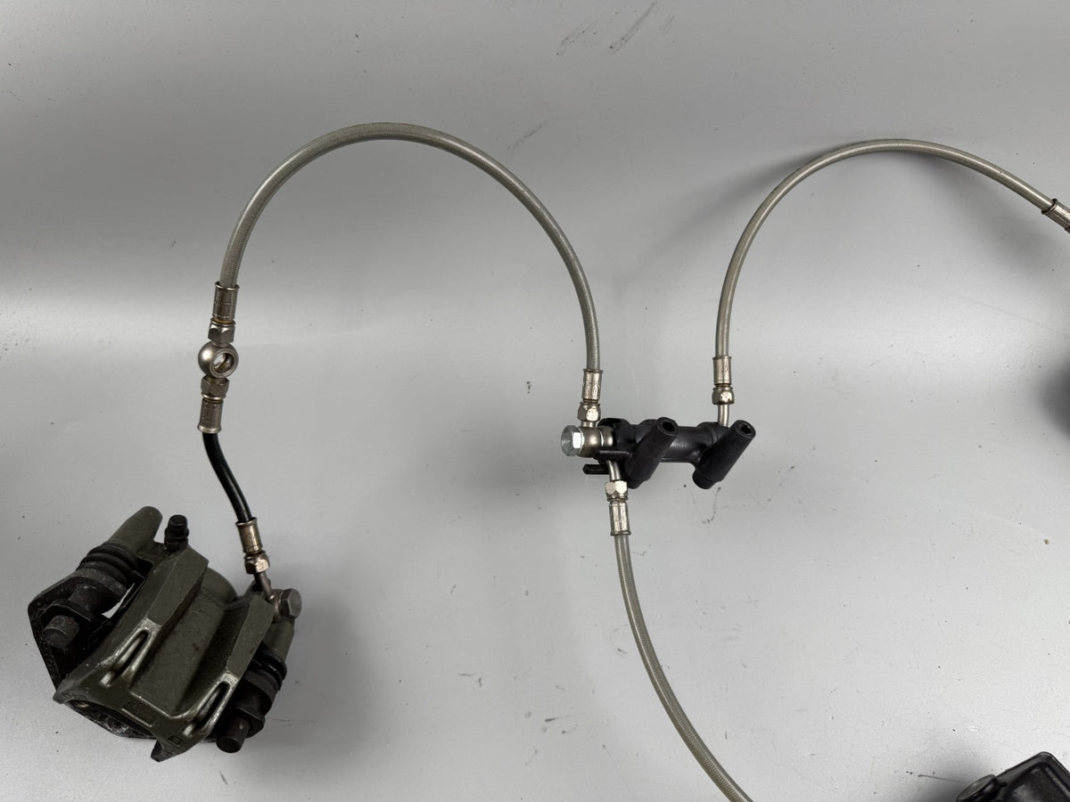 Kawasaki GPZ 900 R ZX 900 A Ninja Bremse Bremsanlage Brake Sattel Pumpe vorn