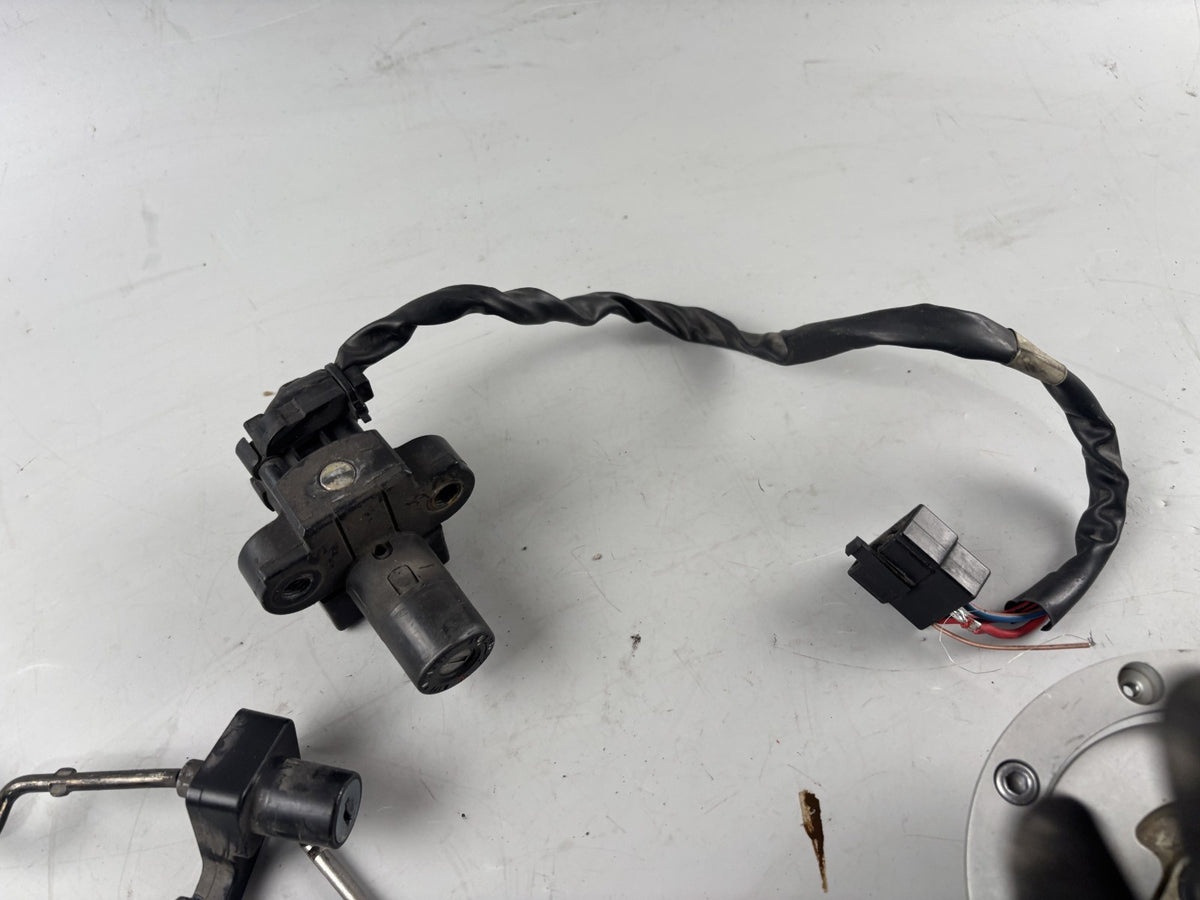 Honda CBR 1000F SC24 Schlosssatz Zündschloss Key Lock Tankschloss Sitzbank