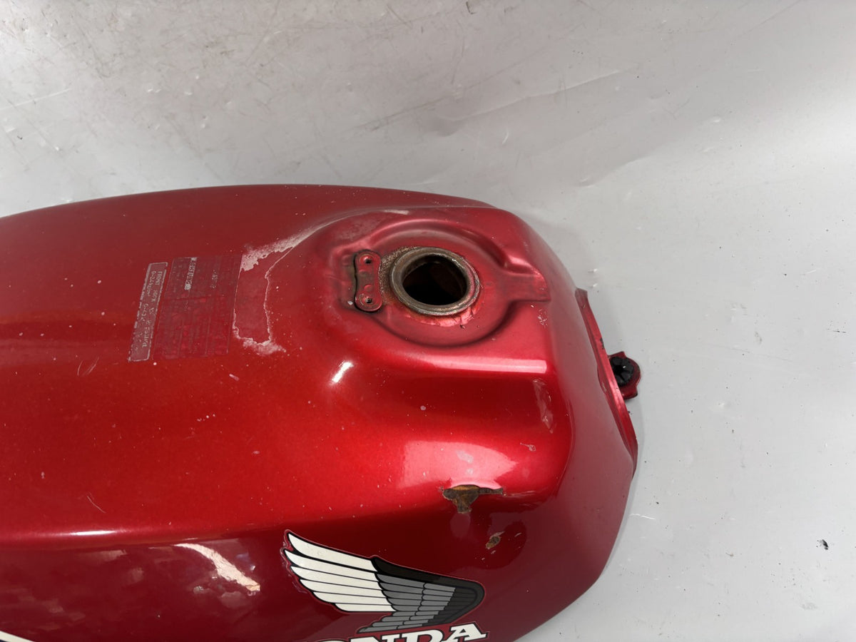 Honda VF 750 F RC15 Tank Treibstoff Kraftstoff Fuel Gas Gasoline Benzintank