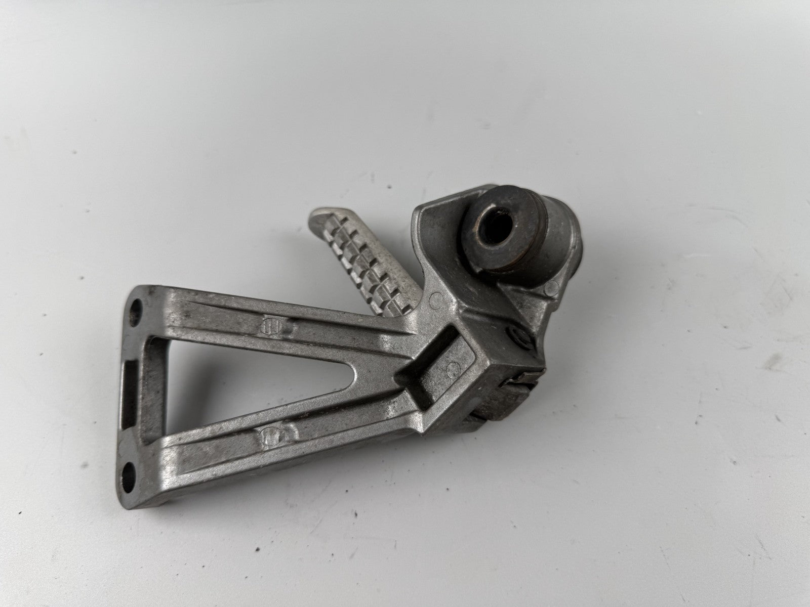 Kawasaki ZX-6R ZX600F Fußraste hinten Soziusfußraste Foot Hangers rechts right