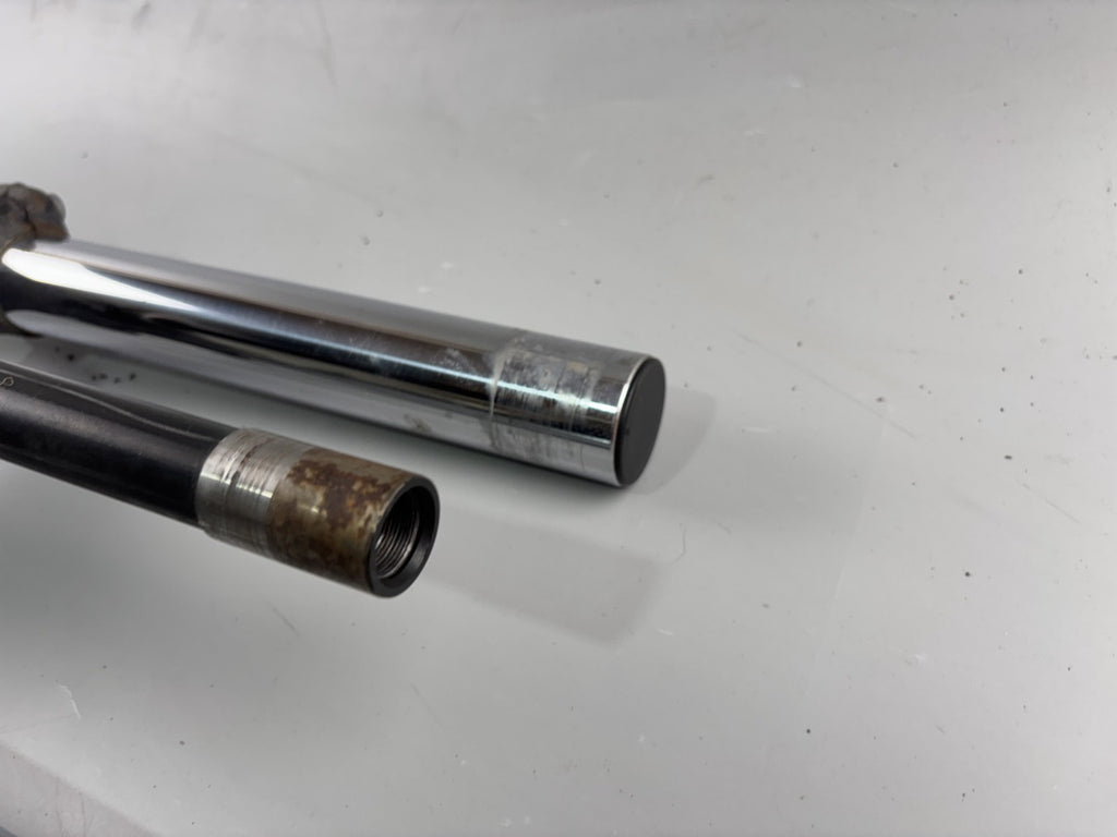 BMW F 650 CS Scarver Gabel Standrohr Tauchrohr Fork Absorber Federung SHoks