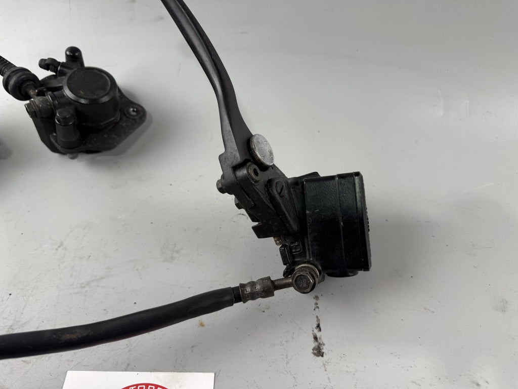 Kawasaki EX500A GPZ500S Bremsanlage Brake Bremse vorn front Sattel Pumpe