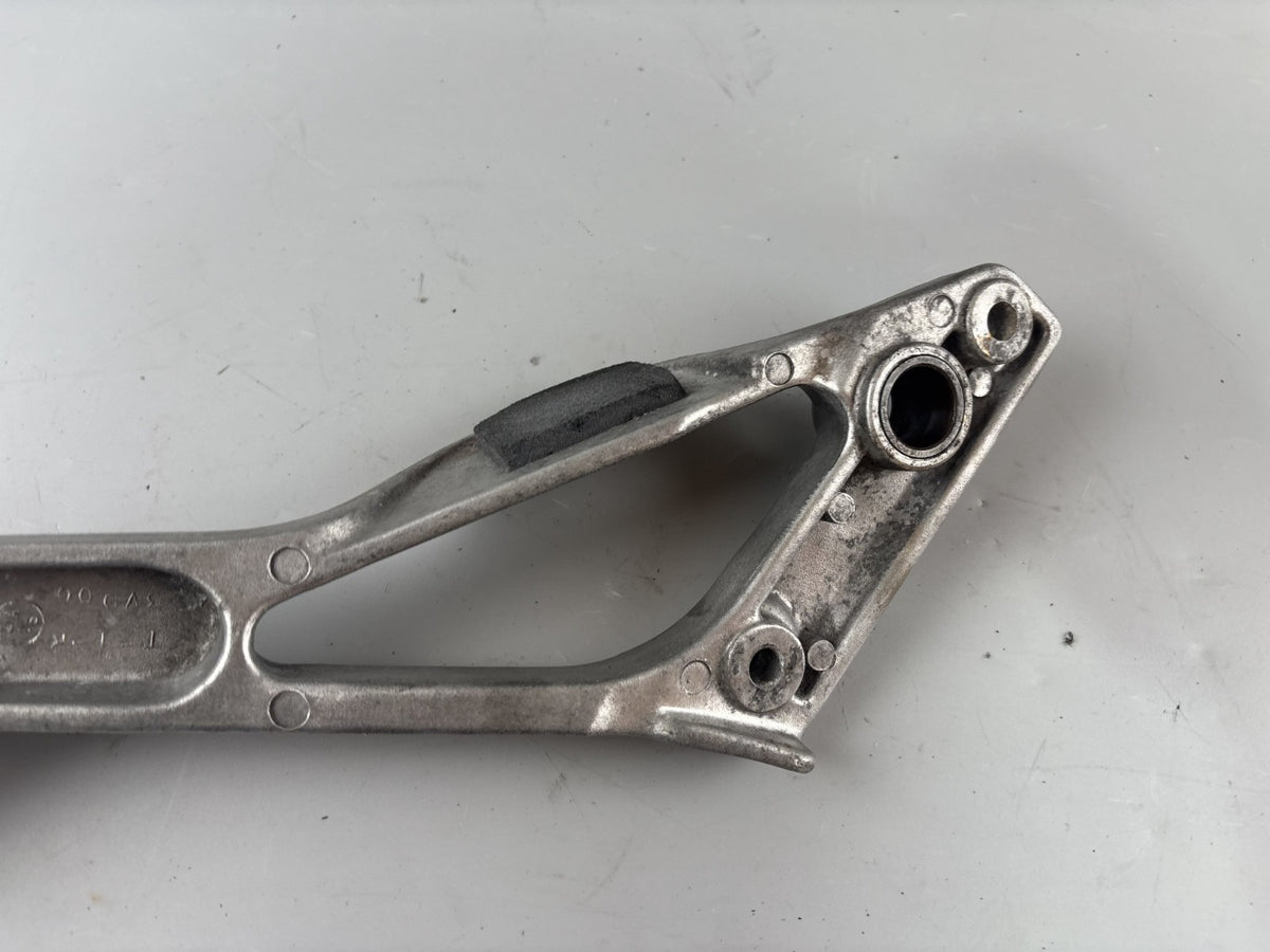 Yamaha TDM 850 3VD Fußrastenanlage Foot Step Hangers Fußraste rechts right