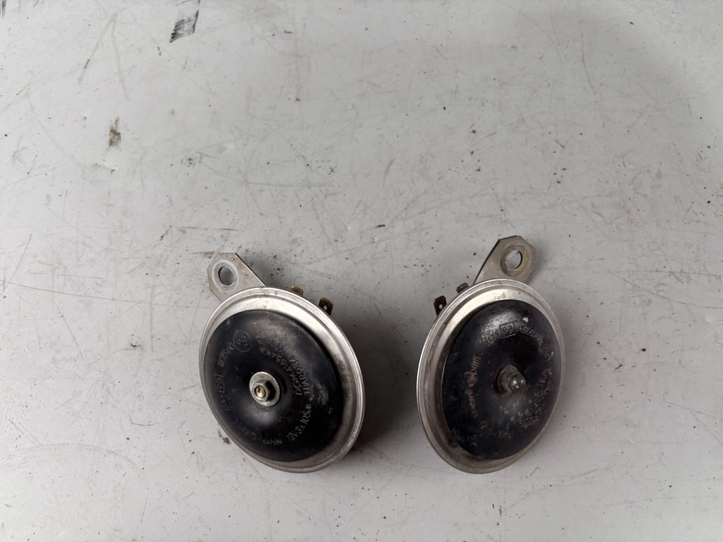 Suzuki GSX 750 AE Inazuma Hupe Horn Signal