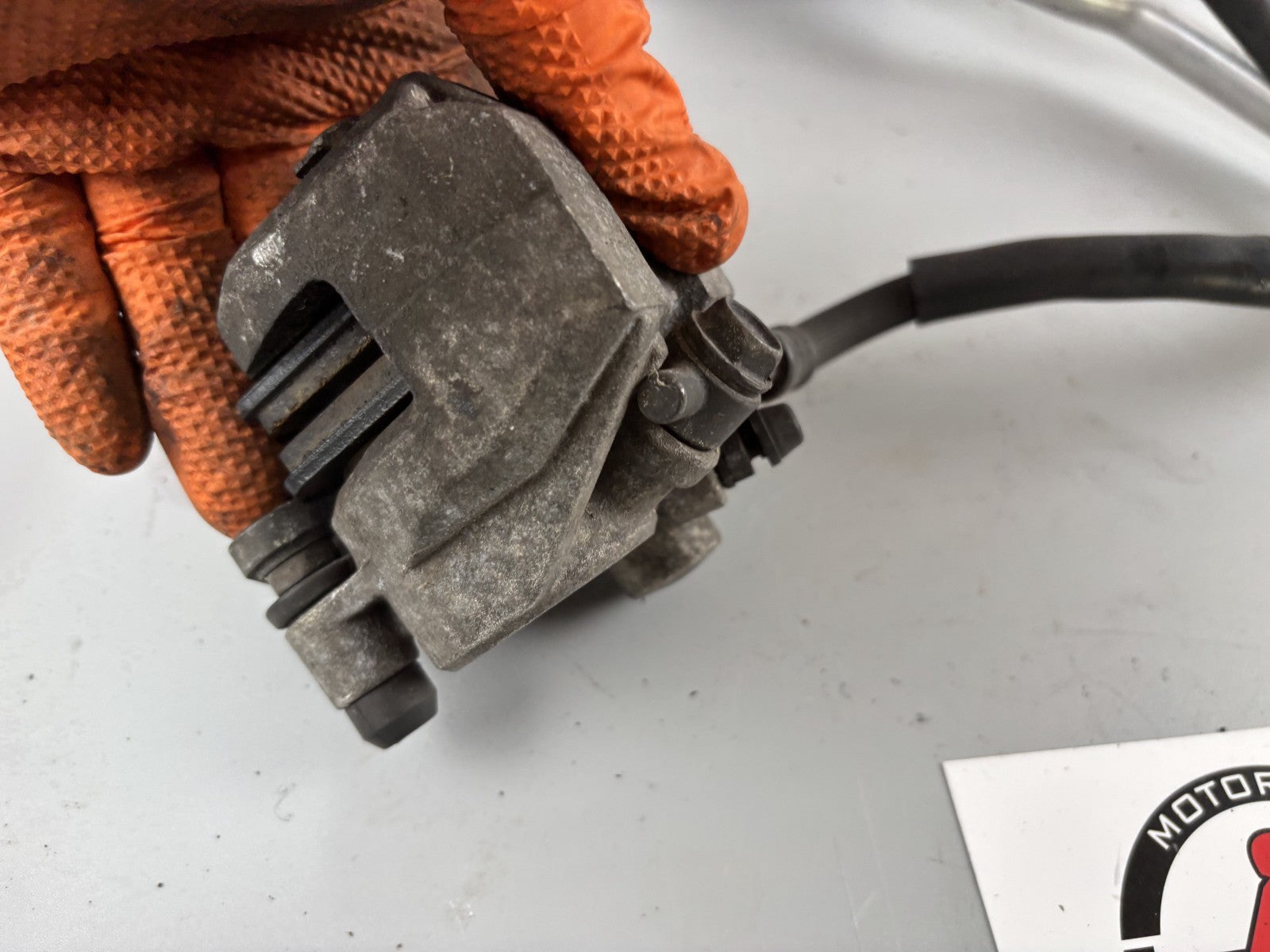 Kawasaki BN125A EL125 Eliminator Bremsanlage Bremse Brake vorne front Sattel