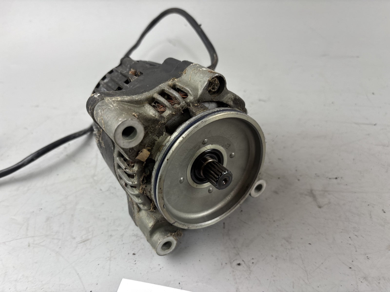 Yamaha XJR1300 RP02 Lima Lichtmaschine Generator Electric