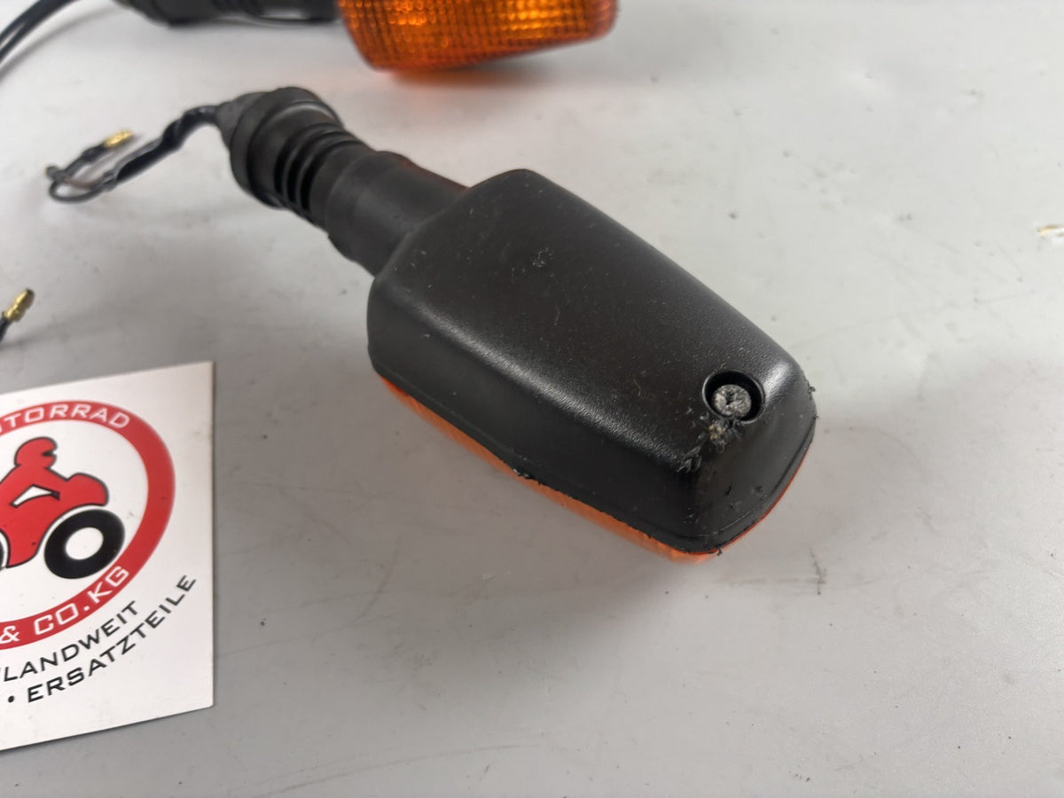 Yamaha XJ 900 Diversion 4KM Blinkerpaar Blinker Signal Licht Lampe Blinkerset