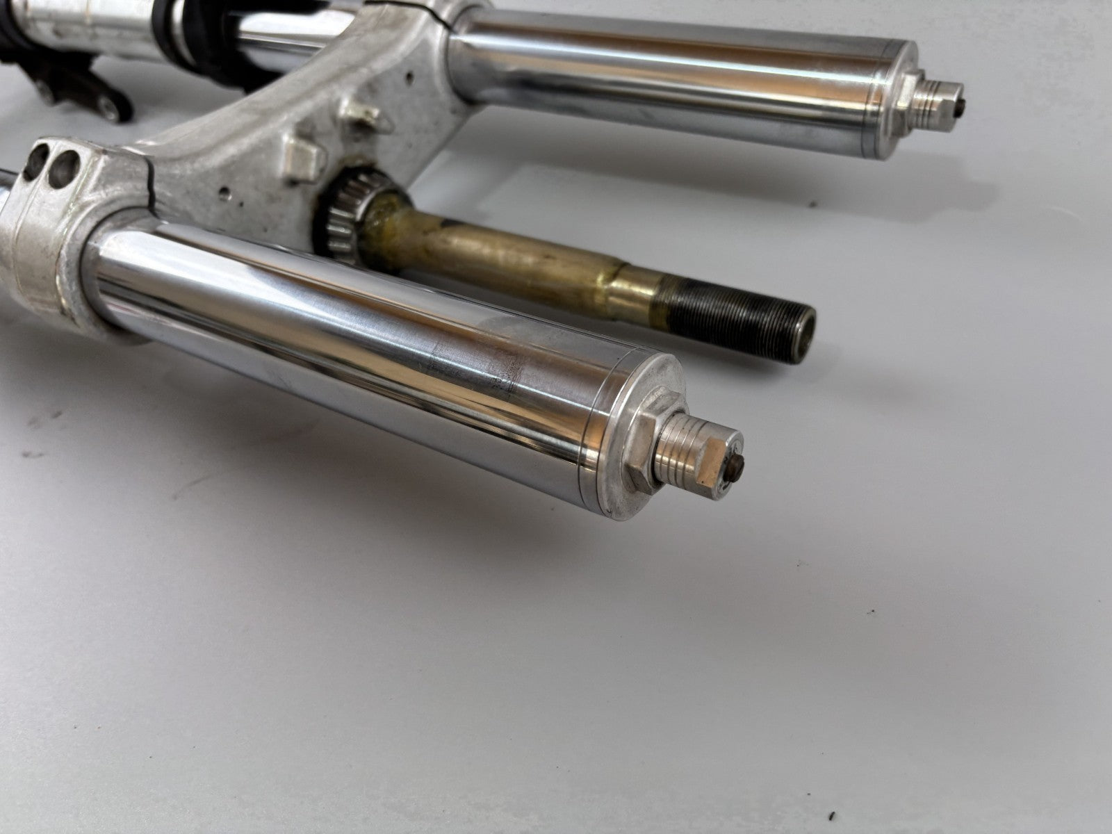 Triumph Daytona 955 T 595 Gabel Standrohr Tauchrohr Fork Absorber Federung front