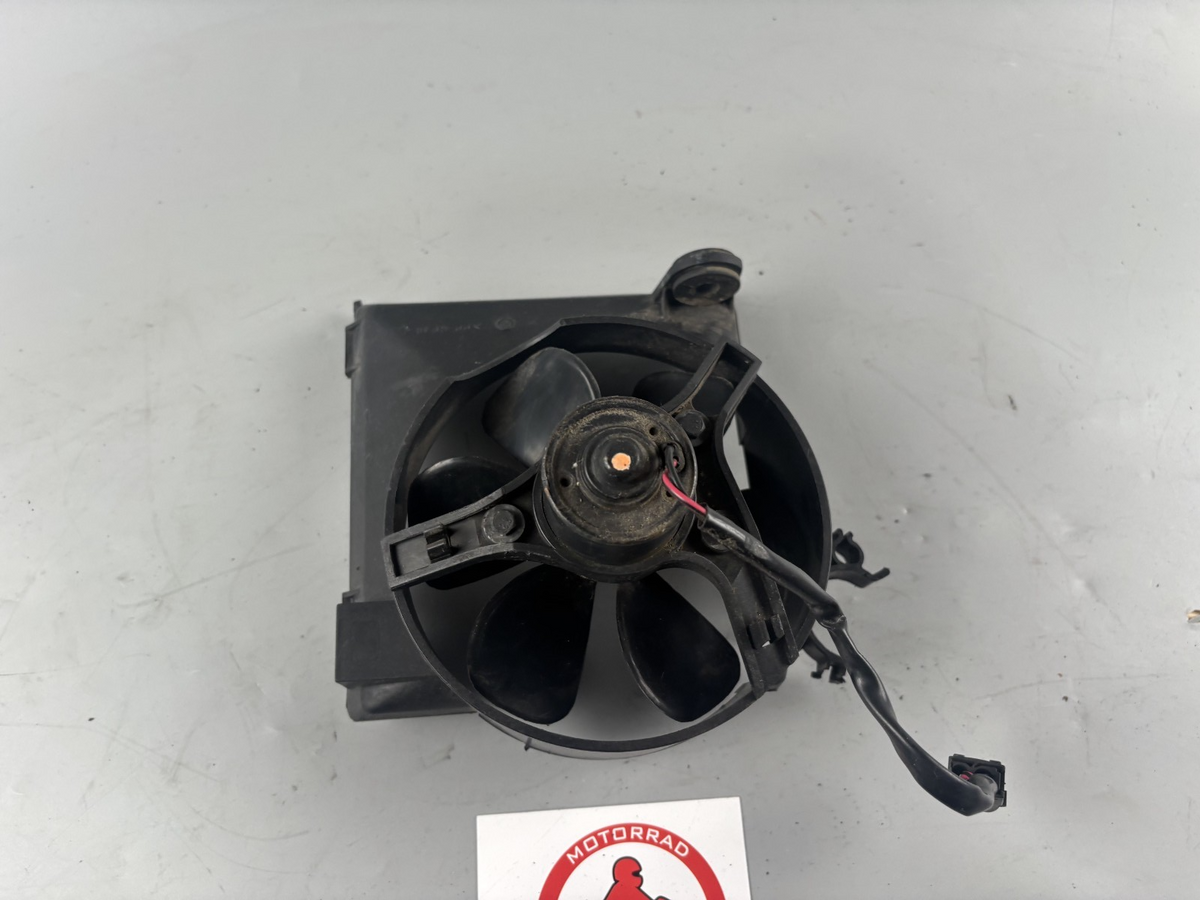 BMW F 650 CS Scarver Lüfter Lüftung Ventilator Cooler Kühler