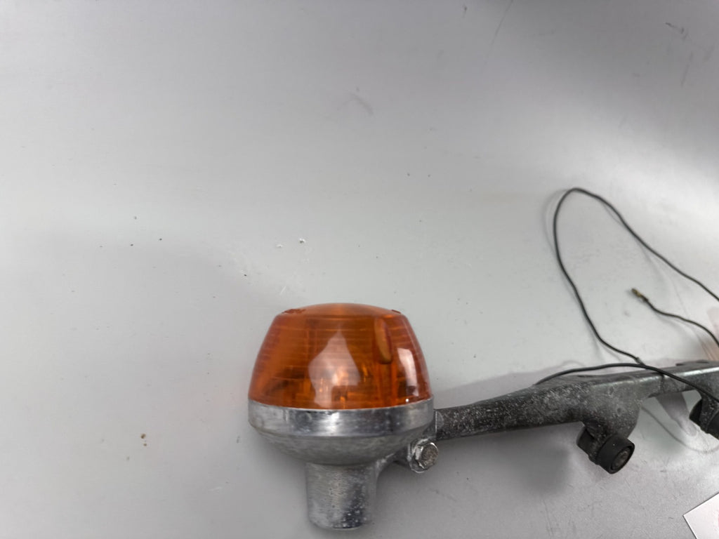 Honda CX500 Güllepumpe Blinker turn Signal Holder Halterung Blinkerpaar