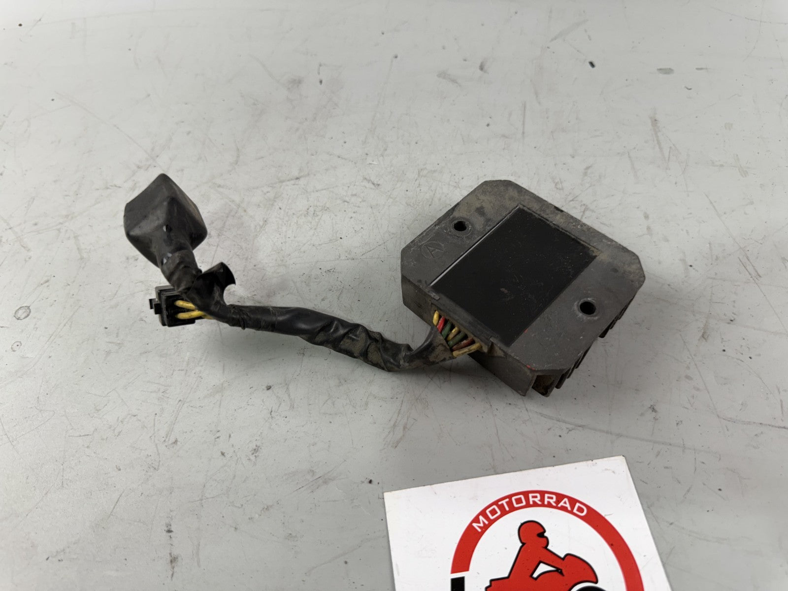 Honda NTV650 revere RC33 Gleichrichter Spannungsregler Electric