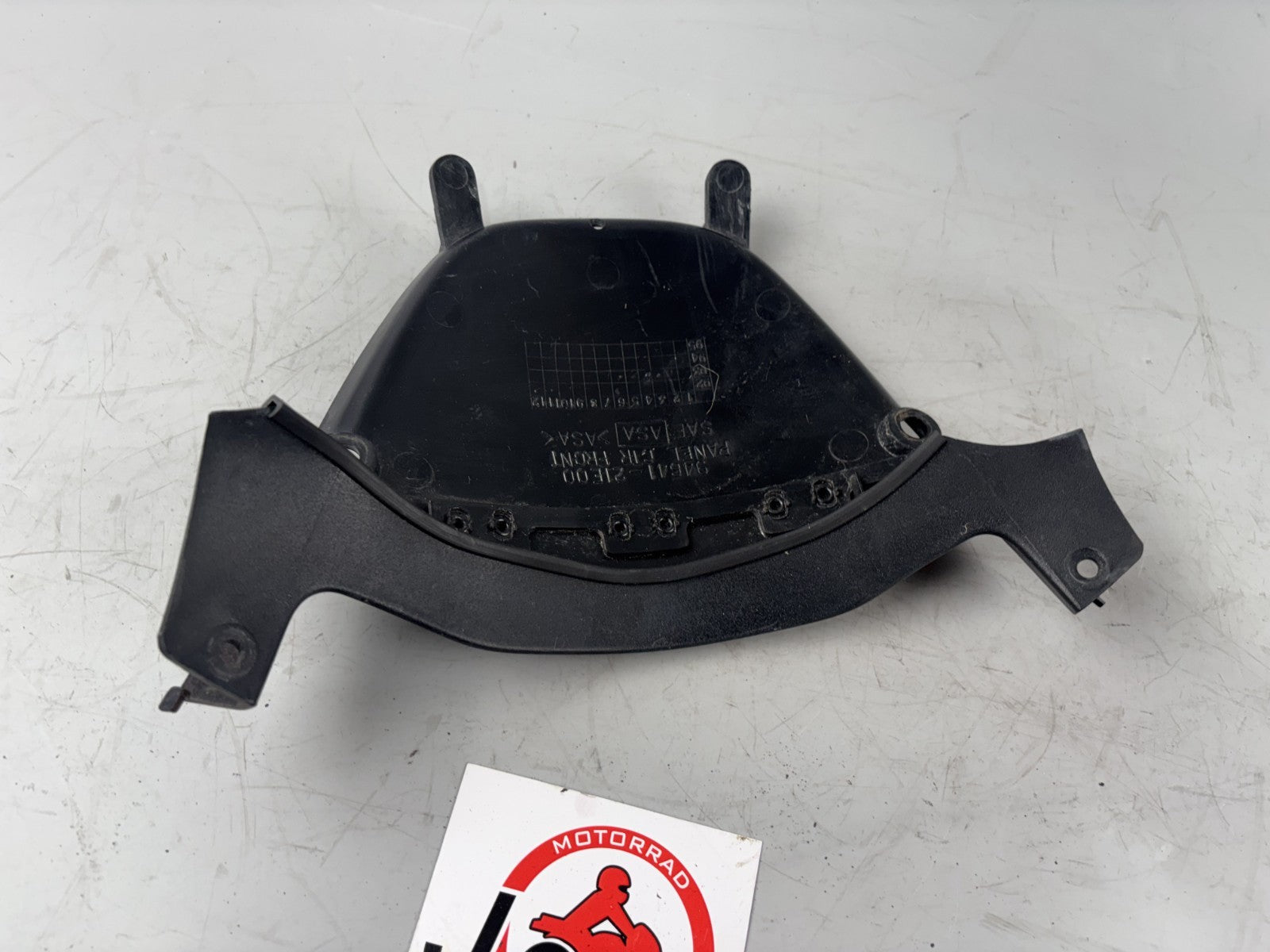 Suzuki RF 600 R GN76A Innenverkleidung vorne mitte Cover Abdeckung Kanzel Maske