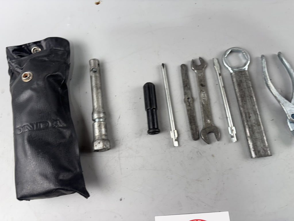 Honda CBR 1000F SC24 Bordwerkzeug Tools