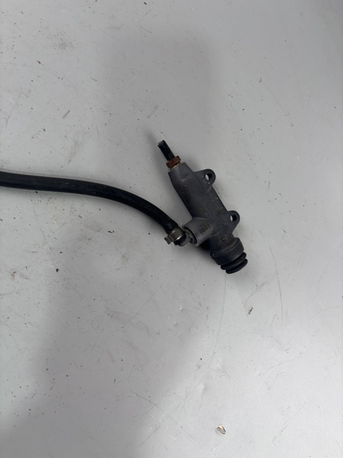 BMW F 650 CS Scarver Bremspumpe Brake Brakepump Bremse hinten back