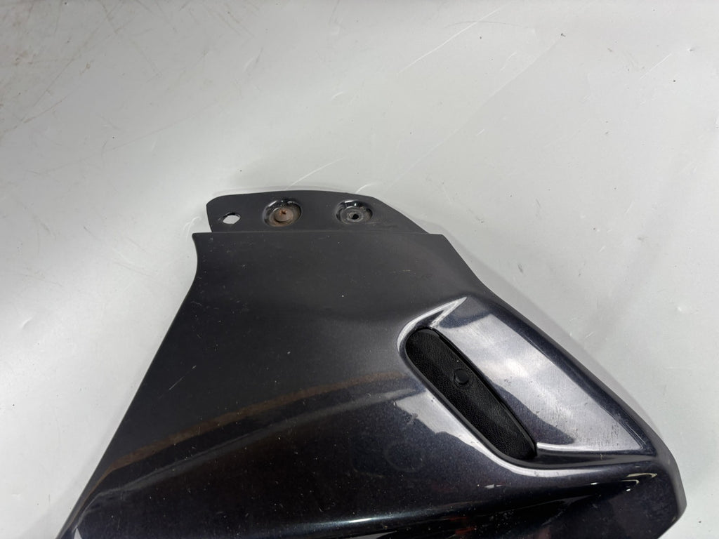 Suzuki GSF600 GN77B Frontverkleidung Seitenteil Seitenverkleidung rechts Kanzel