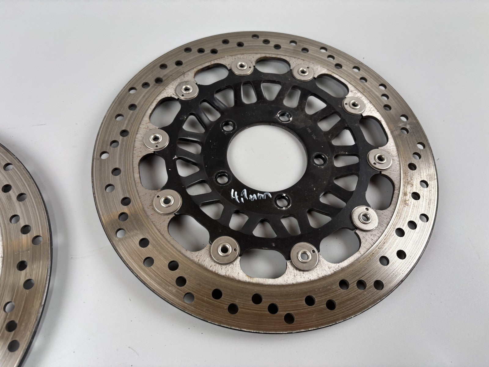 Triumph Daytona 955i T595 N 2002 Bremsscheiben Bremsscheibe Brake Disc 4,1mm