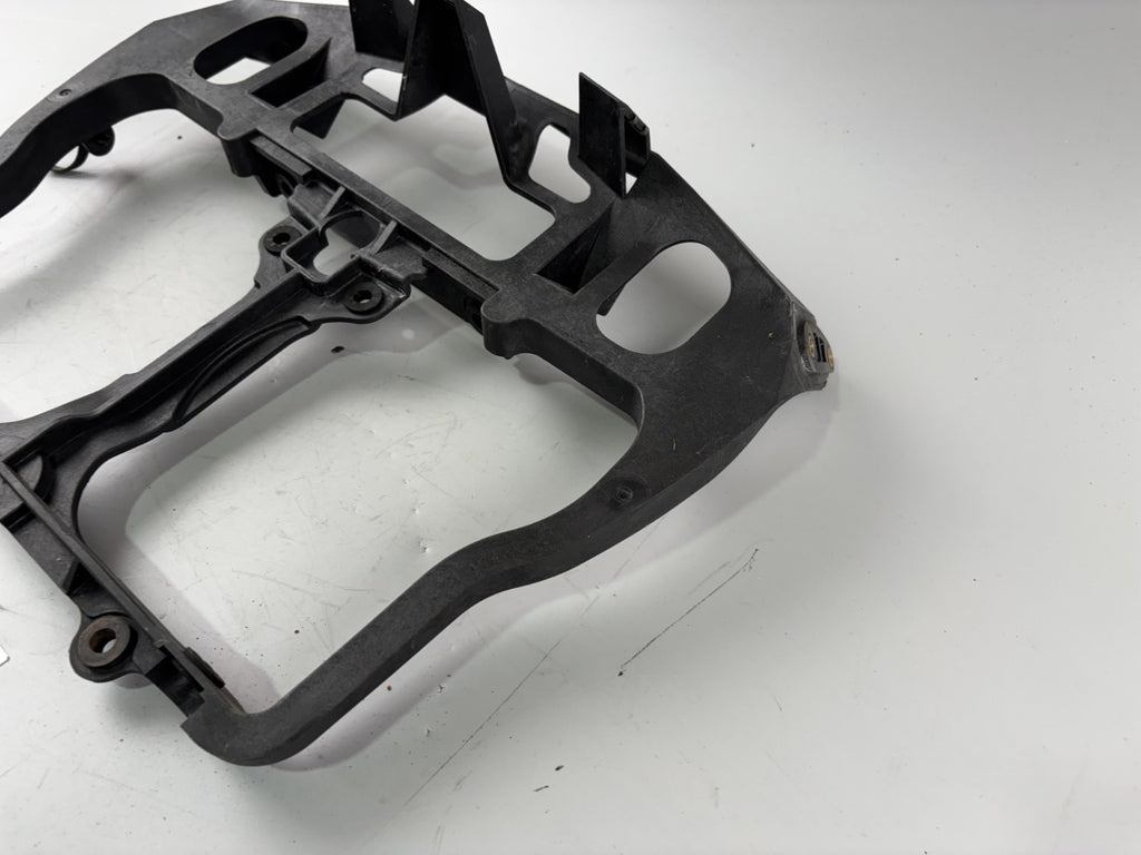 Suzuki GSX 750 F AK11 Verkleidungsträger Geweih Holder Fairing Kanzel