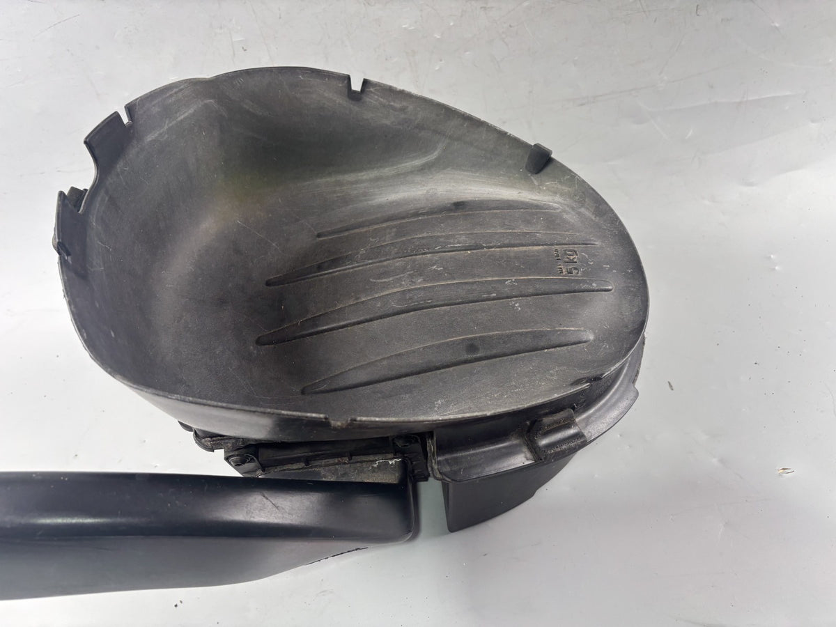 BMW F 650 CS Scarver Luftfilterkasten Airbox Ansaugung Zuluft