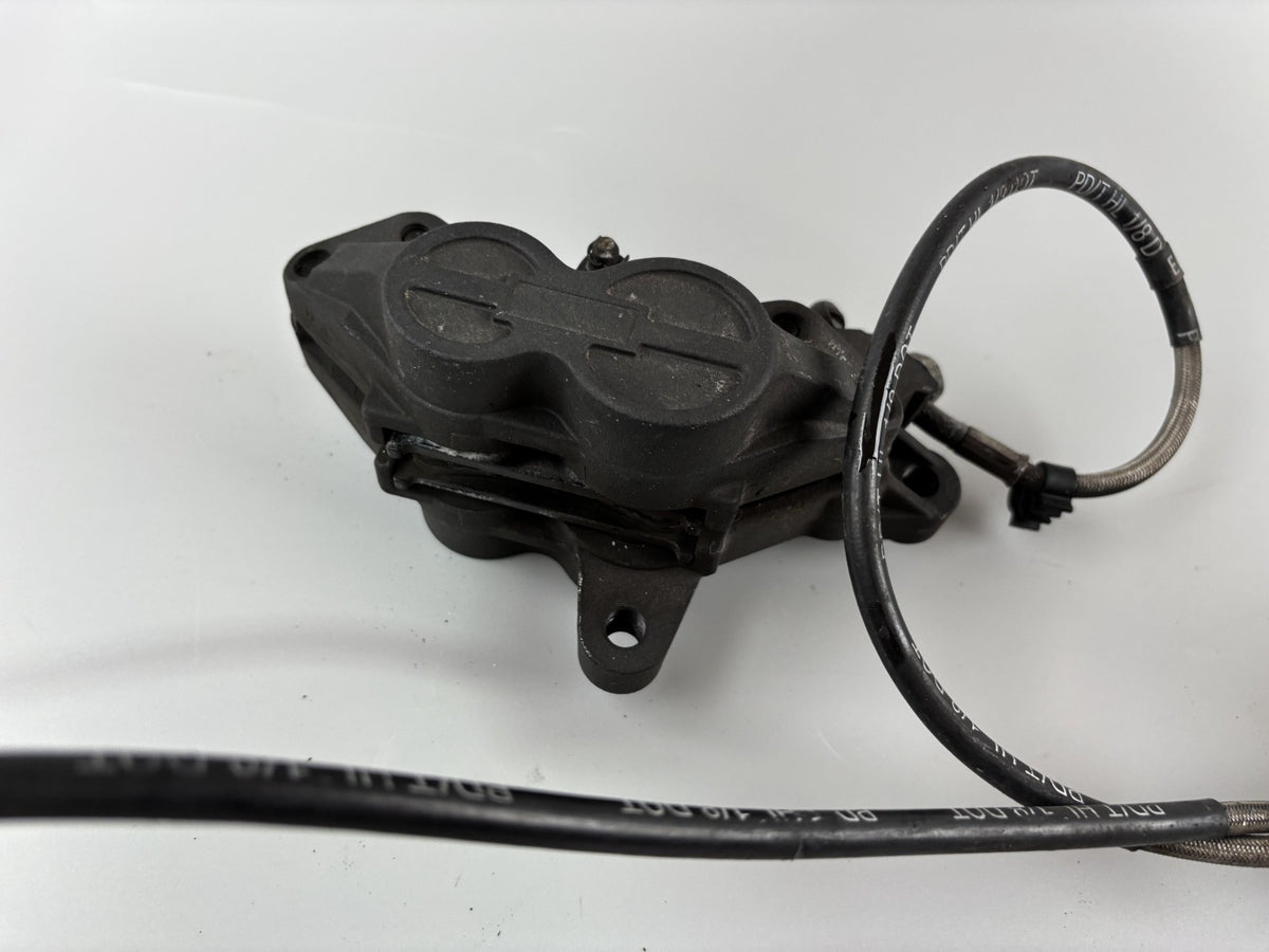 Triumph Daytona 955i T595 N 2002 Bremsanlage Brake Bremse Sattel Pumpe vorn