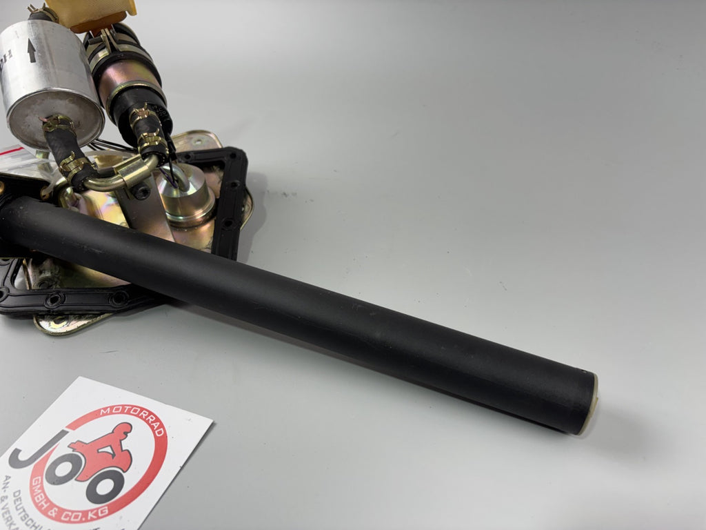 Triumph Daytona 955i T595 N 2002 Benzinpumpe Kraftstoffpumpe petrol pump Hahn