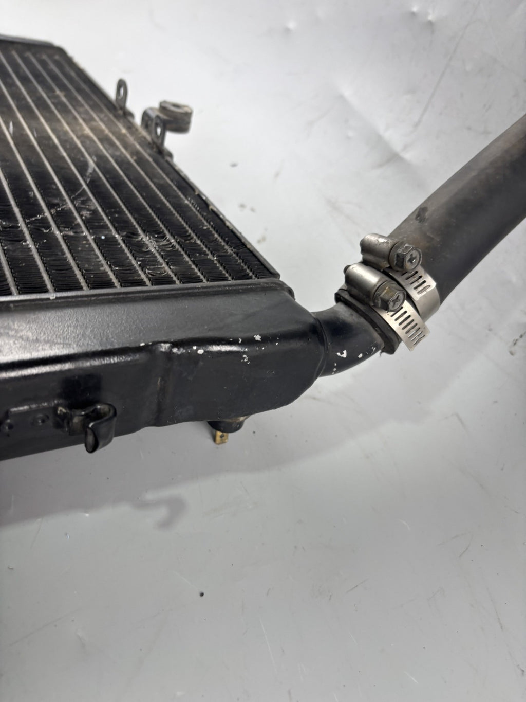 Honda CBR 1000F SC24 Wasserkühler Watercooler Liquid Motor Engine