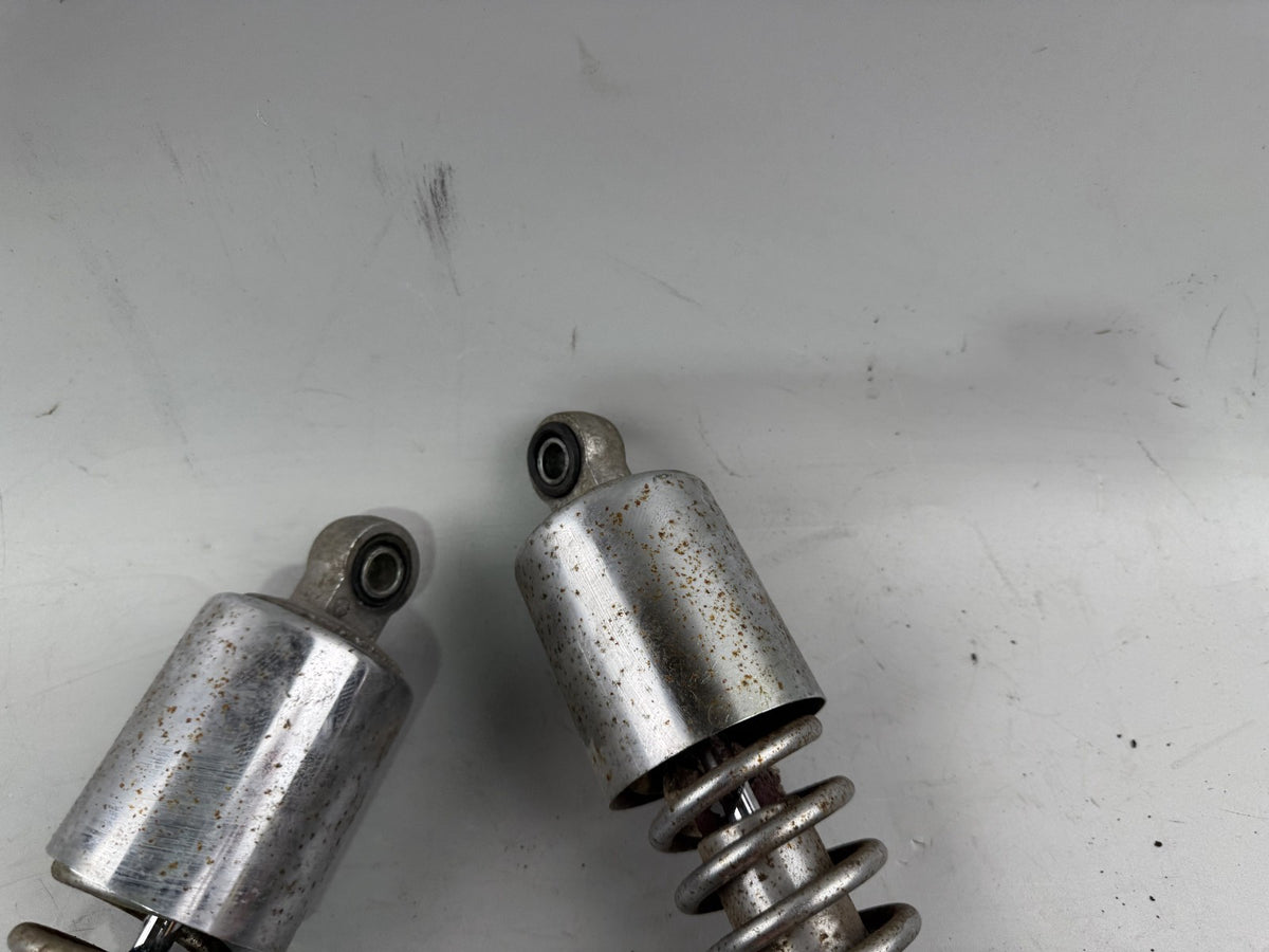 Suzuki GN250 NJ42A Federung Federbein Stoßdämpfer Fork Absorber